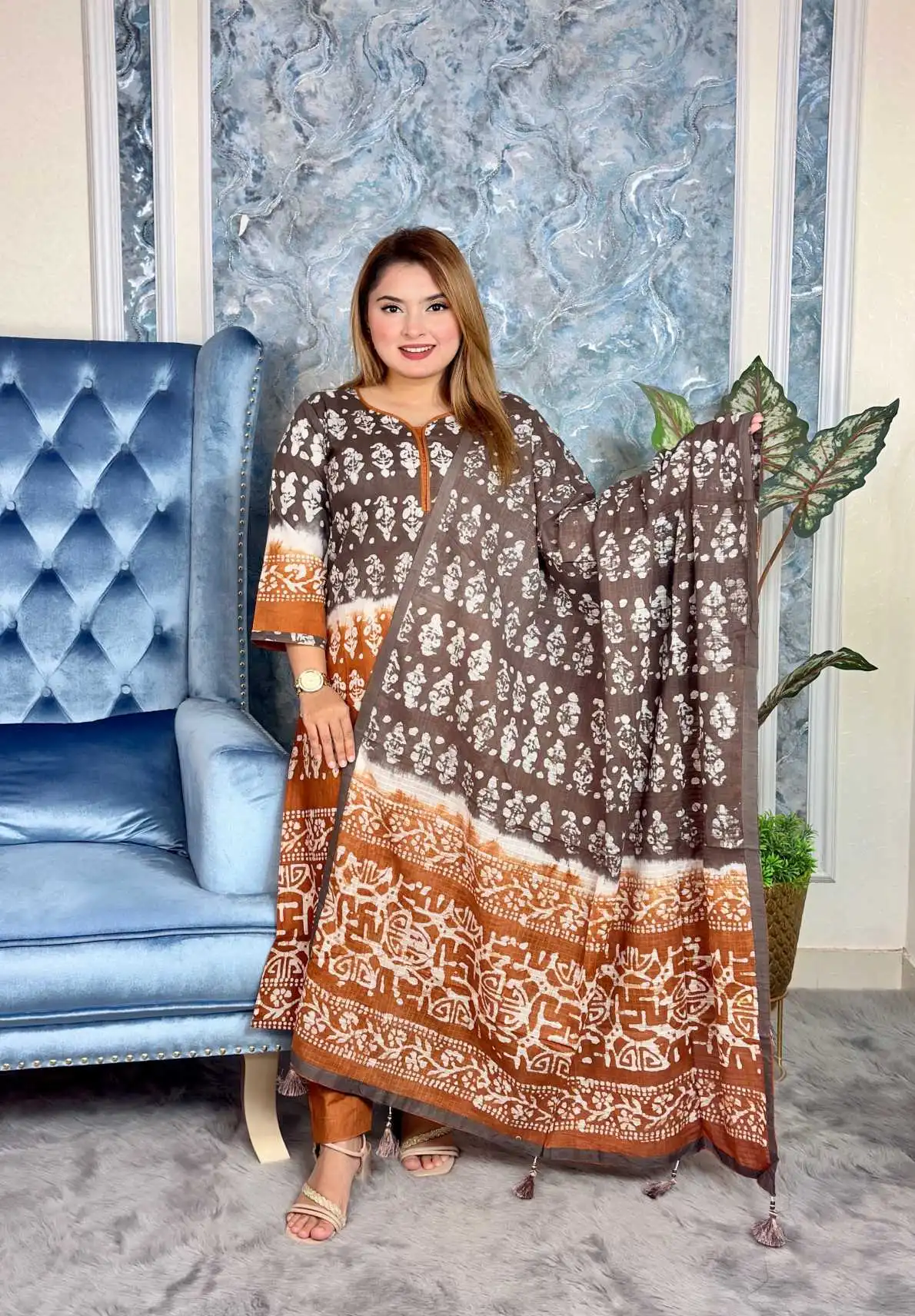 আনস্টিচ প্রিমিয়াম কটন বেক্সি বাটিক থ্রি-পিস জামা + ওড়না + প্যান্ট (BB-10)