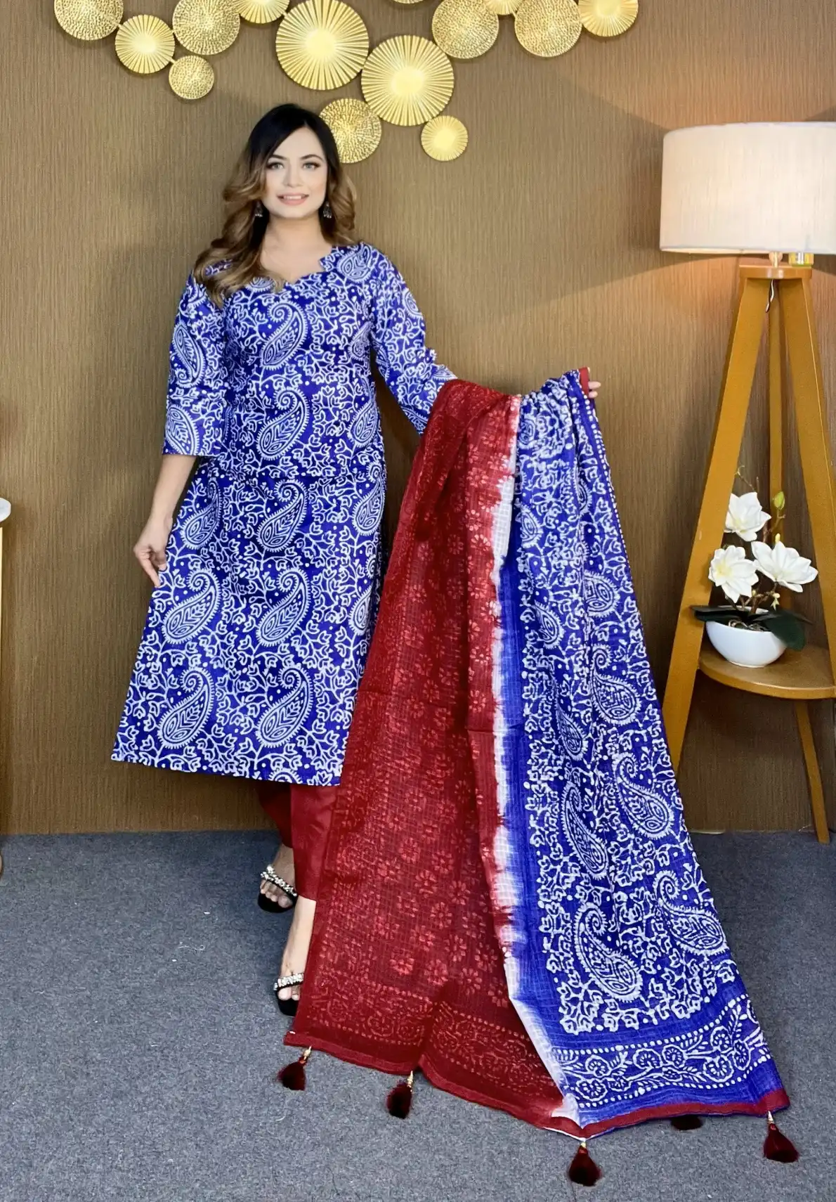 আনস্টিচ প্রিমিয়াম কটন বেক্সি বাটিক থ্রি-পিস জামা + ওড়না + প্যান্ট (BB-16)