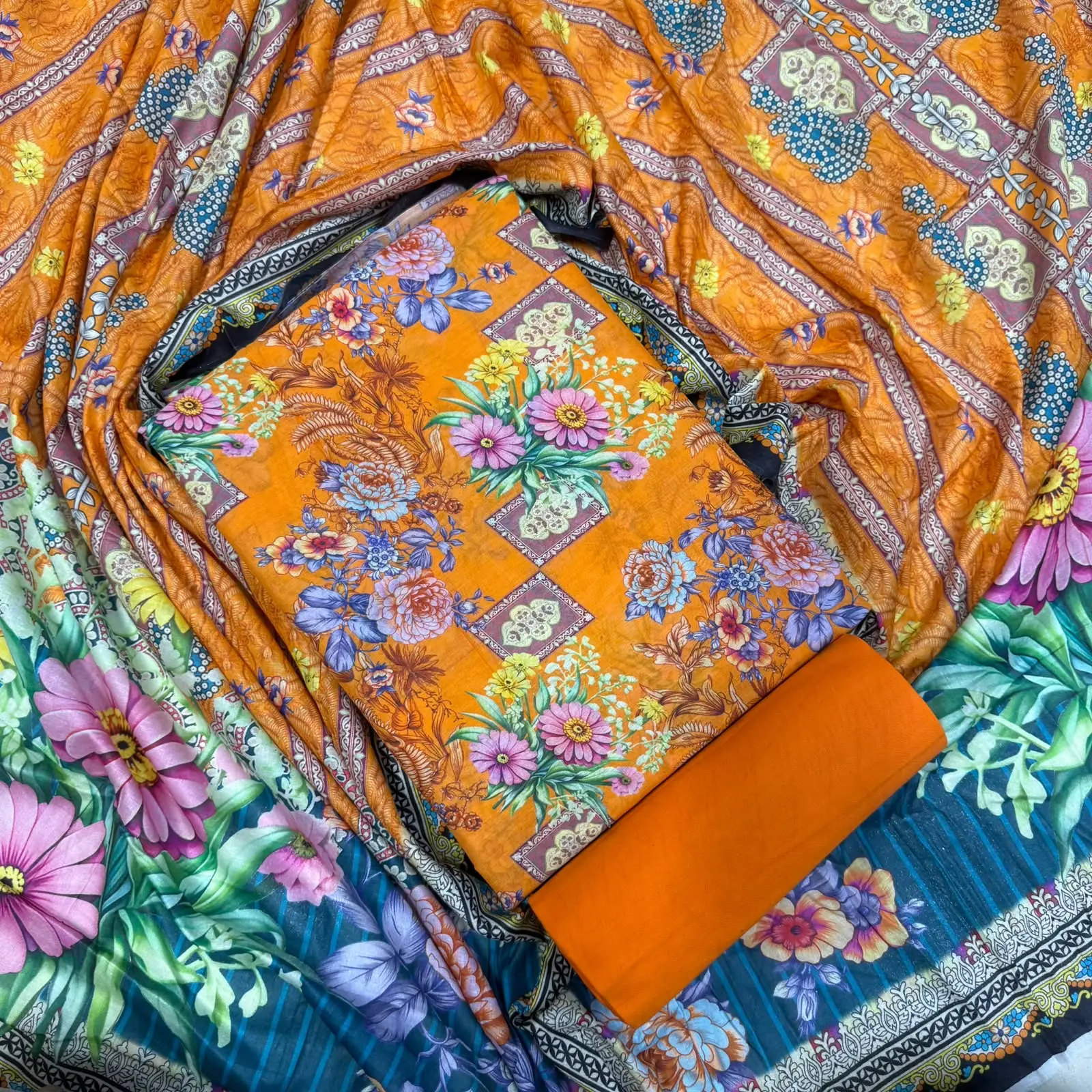 প্রিমিয়ার কটন গঙ্গা থ্রীপিস